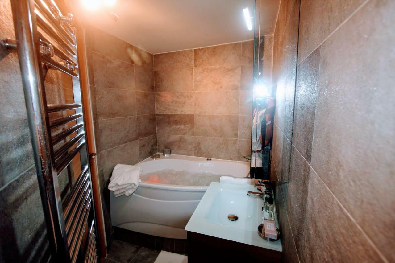 Magnifique 5 Pieces Apartment Париж Екстериор снимка